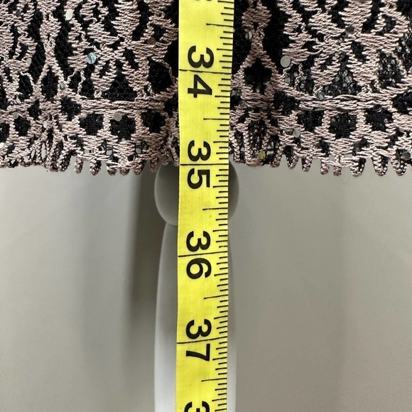 JH Evenings Black & Tan Crocheted Accent Dress, size 8 - Picture 4 of 8